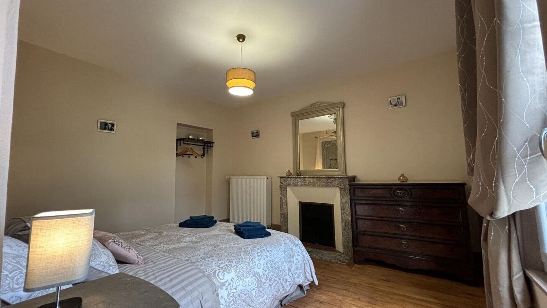 foto de Dormitorio en Jaligny-sur-Besbre