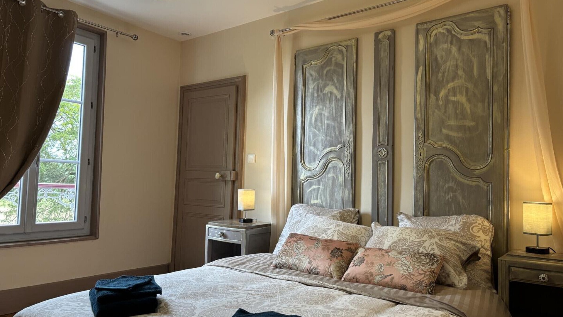 foto de Dormitorio en Jaligny-sur-Besbre