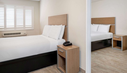 Suite, 2 camas de matrimonio, no fumadores