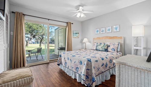 Apartamento, varias camas, patio, vistas al jardín (The Beach - Pet Friendly)