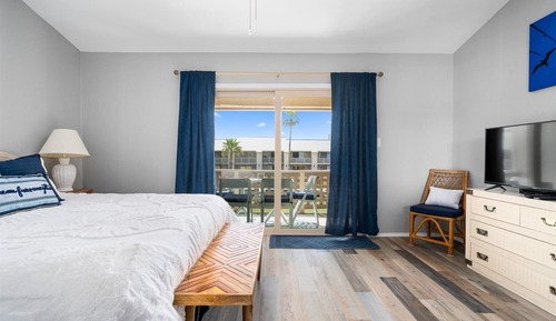 Apartamento, varias camas, patio (BoHo by the Bay - Pet Friendly)