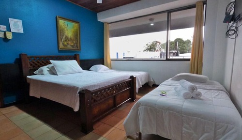 Habitación cuádruple estándar