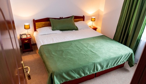 Habitación clásica con 1 cama doble o 2 individuales