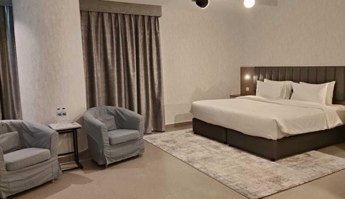 Vogo Executive - King Bed