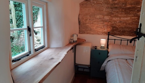 Habitación básica doble, baño privado