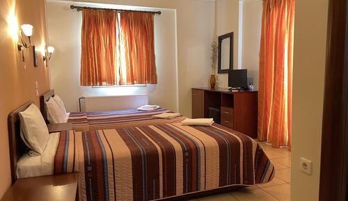 Habitación clásica con 2 camas individuales
