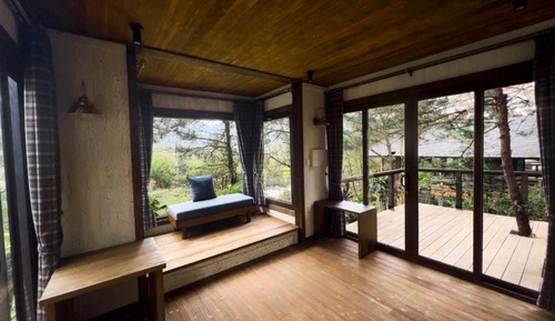 Bungalow Deluxe