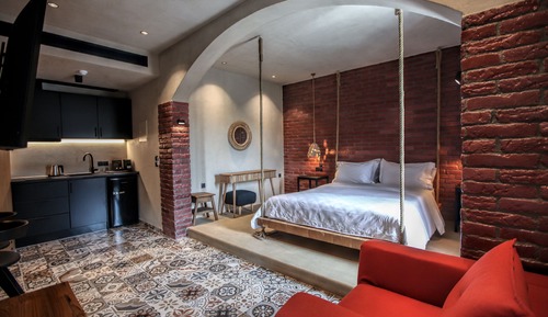 Suite Premium, bañera de hidromasaje, vistas a la montaña