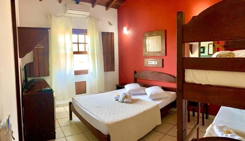 Habitación cuádruple estándar