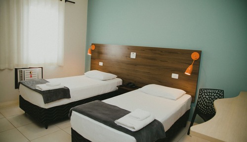 Habitación superior con 2 camas individuales