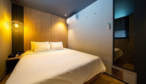 Habitación (502)