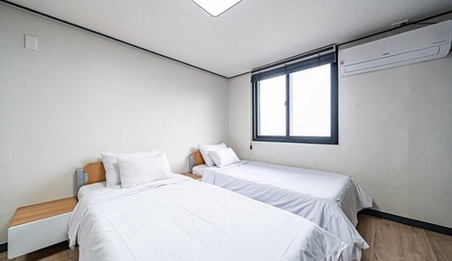 Habitación (205)