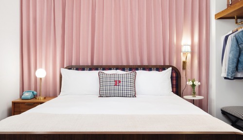 Suite Deluxe, 1 cama de matrimonio grande con sofá cama (The Deluxe King with Sofa Bed)
