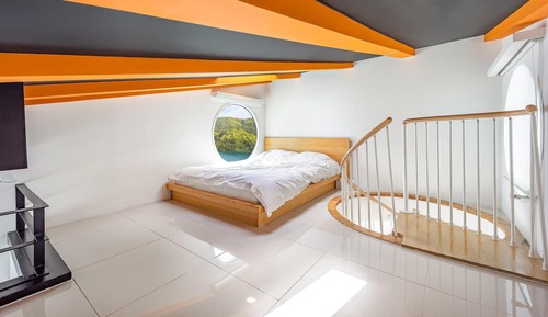Basic Room, 2 Bedrooms (OP-ART 1)