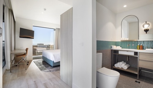 Suite, 1 cama de matrimonio grande, balcón (Dining)