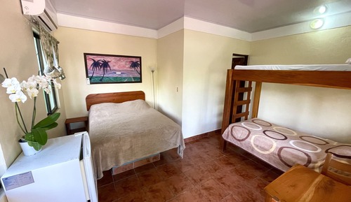 Habitación estándar, varias camas