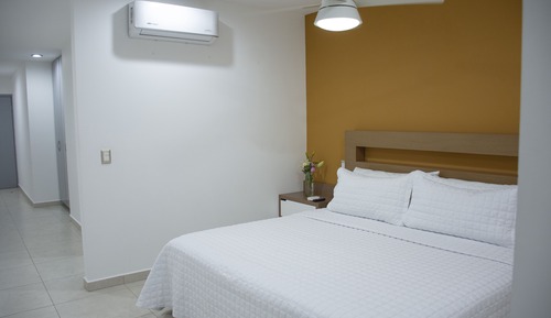 Suite junior, 1 cama de matrimonio grande con sofá cama