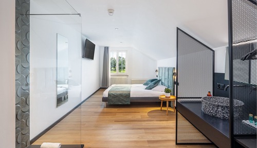 Habitación doble, vistas al río