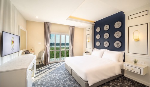 Superior Balcony River View - Free One-Way Airport Transfer