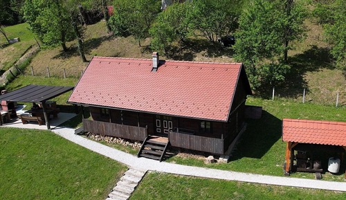 Casa (Three Bedroom Holiday Home with Patio)