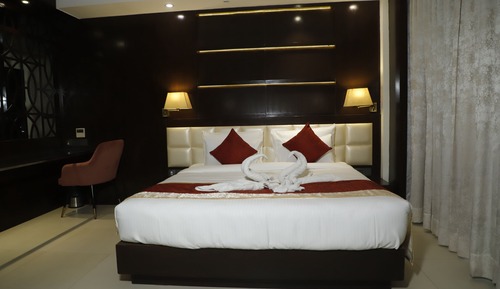 Habitación Deluxe, 1 cama de matrimonio grande, no fumadores, vistas a la ciudad