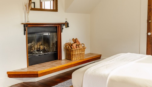 Suite estudio tradicional, 1 cama de matrimonio, chimenea, vistas al mar