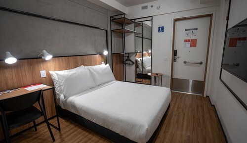 Habitación estándar, 1 cama doble, accesible para personas con discapacidad
