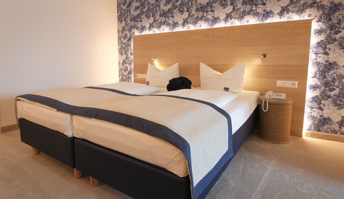 Suite junior, vistas al lago (Panoramaverglasung)