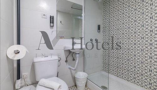 Basic Room, 1 Double Bed, Non Smoking, Private Bathroom