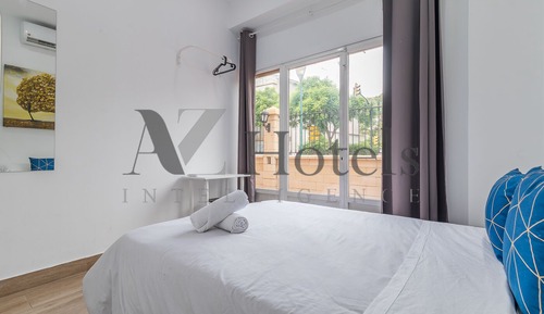 Habitación económica doble, 1 cama doble, no fumadores, baño privado