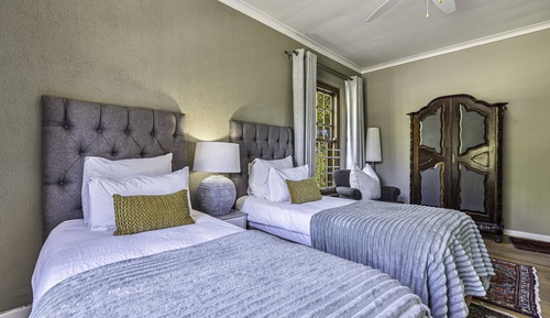 Habitación de lujo con 1 cama doble o 2 individuales