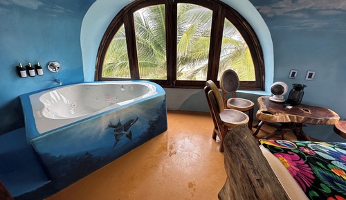 Habitación individual de luna de miel, 1 cama de matrimonio grande, vistas al mar, frente al mar