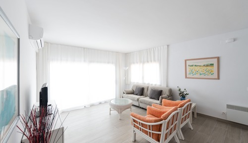 Apartamento, 2 habitaciones, balcón
