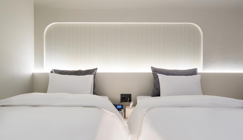Room (Business Twin (2 people couple PC Sam)