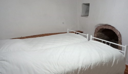 Habitación de diseño con 2 camas individuales