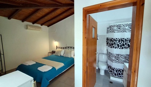 Habitación económica con 1 cama doble o 2 individuales, planta baja
