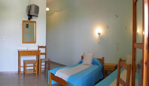 Habitación triple económica