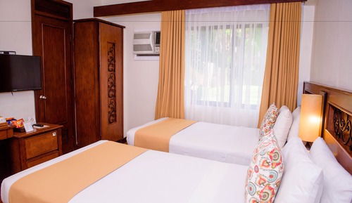 Habitación estándar con 1 cama doble o 2 individuales
