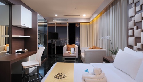 Habitación (The Residence)