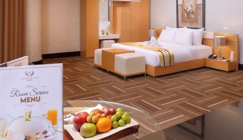 Suite, 1 cama de matrimonio grande (Prada)
