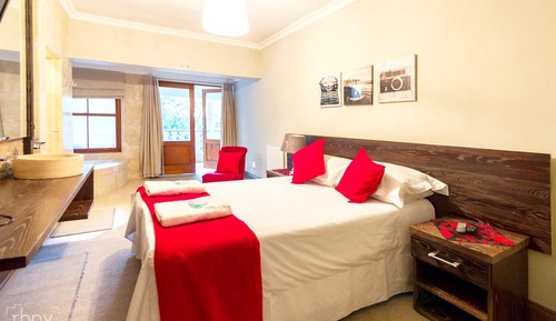 Luxury Couple Room