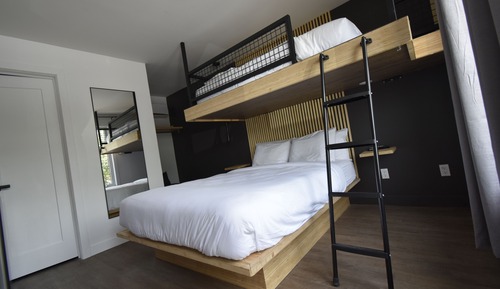Habitación superior, varias camas