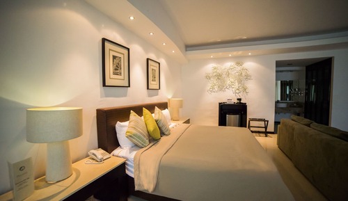 Suite (Master)