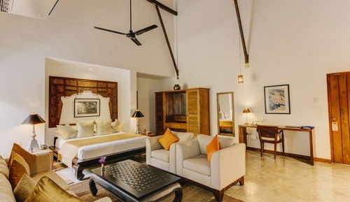 Suite (Shanthi Suite, Courtyard View)