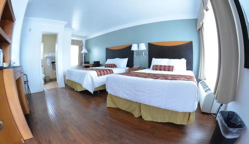 Habitación, 2 camas de matrimonio, accesible para personas con discapacidad