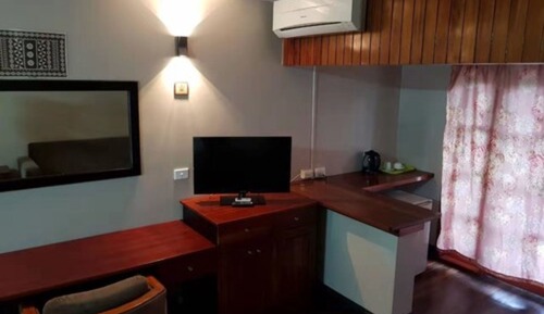 Habitación Deluxe, vistas parciales al mar
