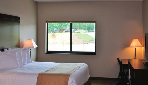 Suite de luna de miel, 1 cama de matrimonio grande con sofá cama, bañera de hidromasaje