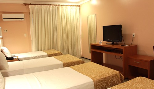 Habitación cuádruple estándar