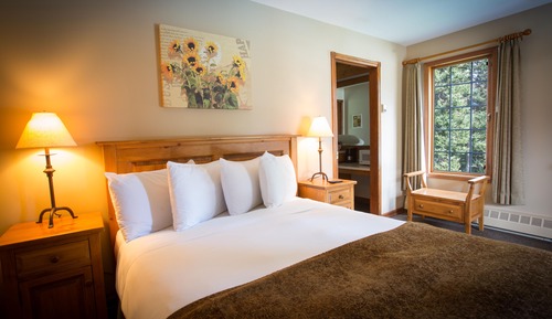 Suite familiar (Preferred Saddleback)