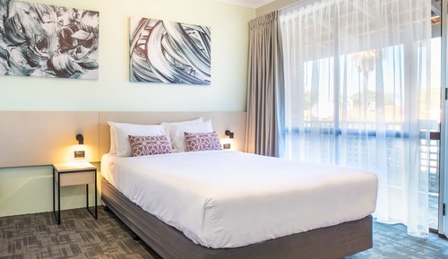 Estudio, 1 cama de matrimonio